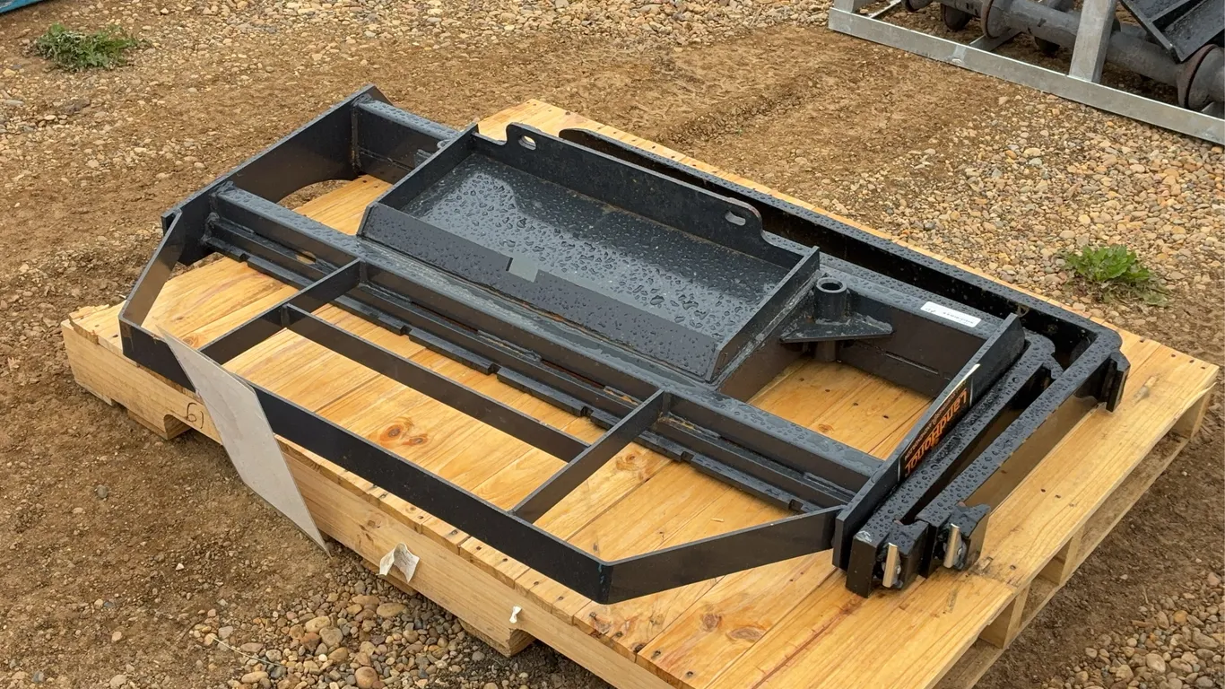 2026 Landhonor 36 IN. Mini Skid Steer Pallet Forks Unused