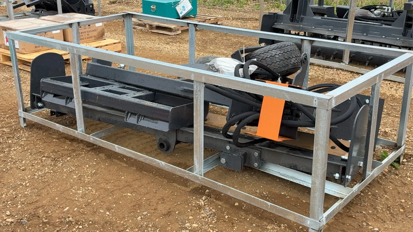 Landhonor 96 IN. Hydraulic Skid Steer Grapple Blade Unused