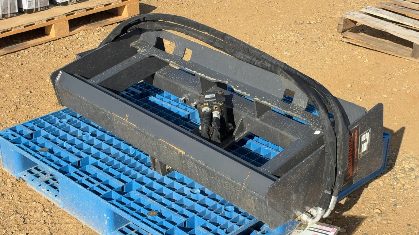 2025 Landhonor 3 PT Hydraulic Skid Steer Hitch Adapter Unused