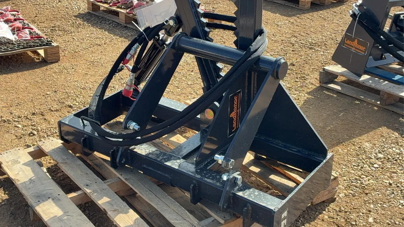 2025 Landhonor Hydraulic Skid Steer Tree & Post Puller Unused
