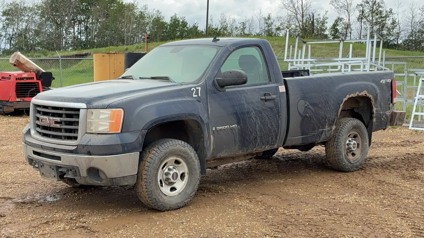 Non-Operable 2009 GMC Sierra 3500HD Pickup