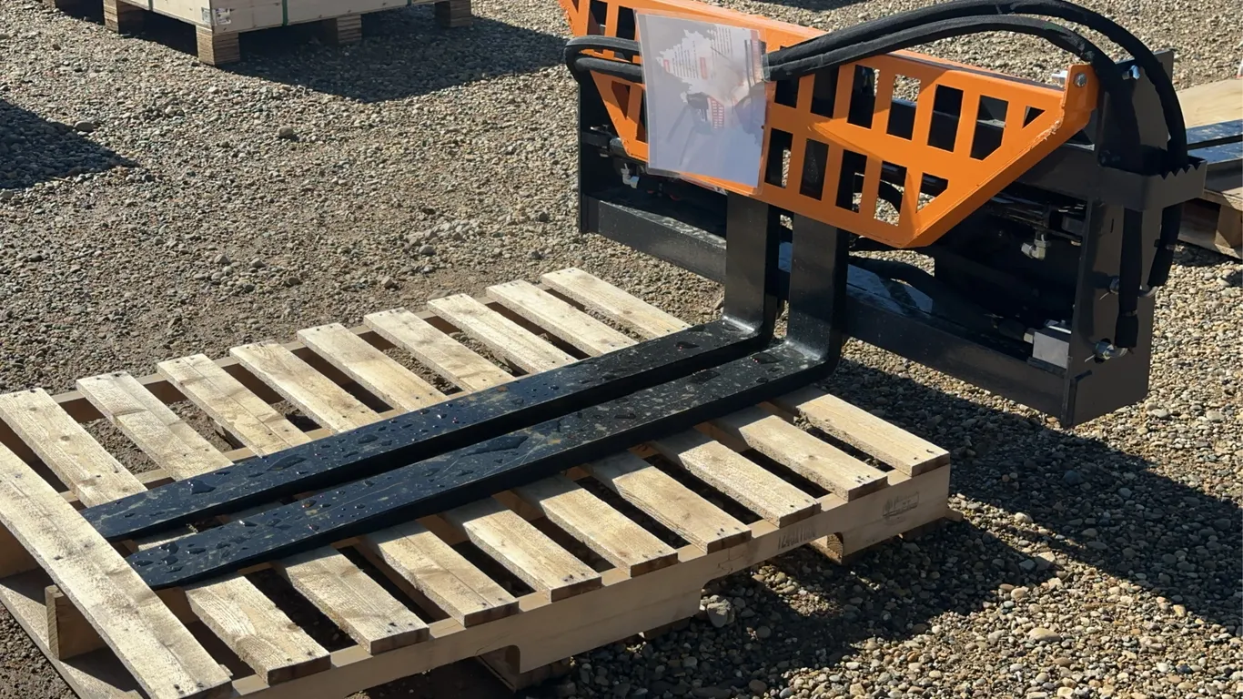2026 Landhonor 48 IN. Hydraulic Skid Steer Forks and Frame Unused