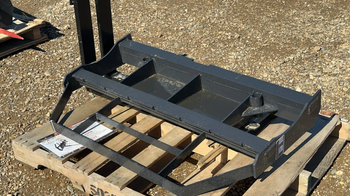 2026 Landhonor 36 IN. Mini Pallet Forks and Frame Unused