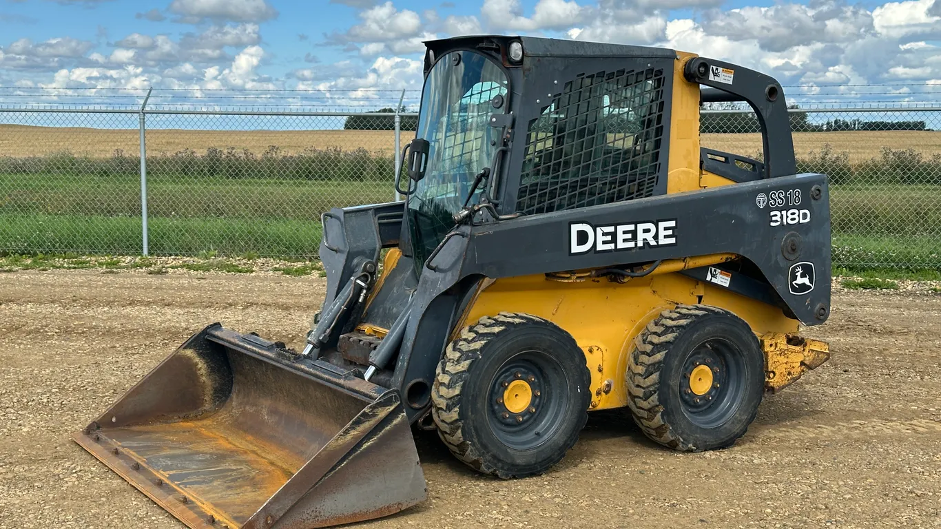2012 John Deere 318D Skid Steer Loader