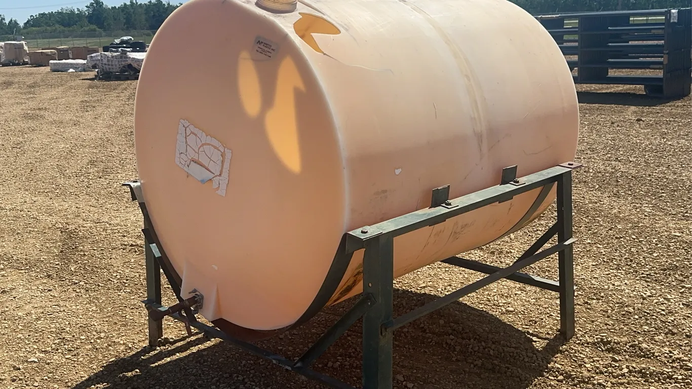 Storage Tank w/ Tank Stand