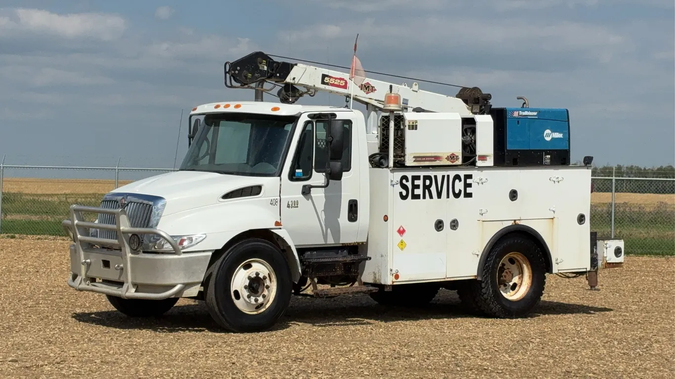 2006 International DuraStar 4300 S/A Service Truck