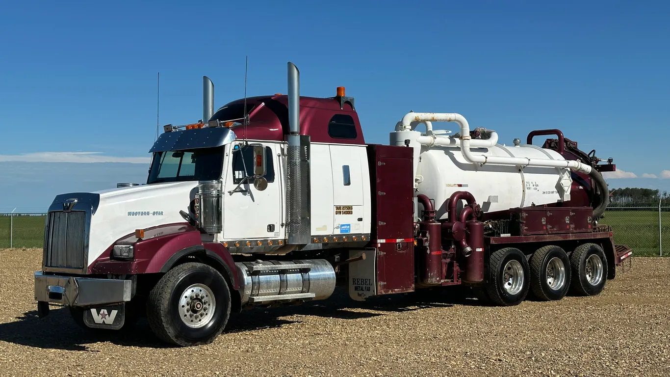 2012 Rebel on 2009 Western Star 4900SA 8x6 Sleeper Combination Wash/ Vacuum Tanker Truck
