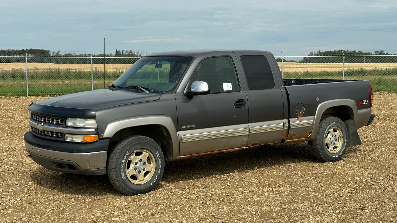 2002 Chevrolet Silverado 1500 Extended Cab Pickup