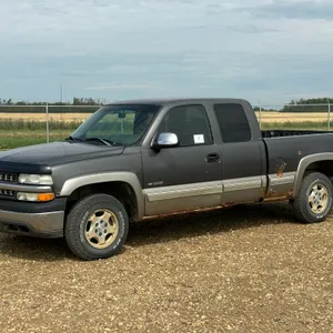 2002  Chevrolet  Silverado 1500 Extended Cab Pickup