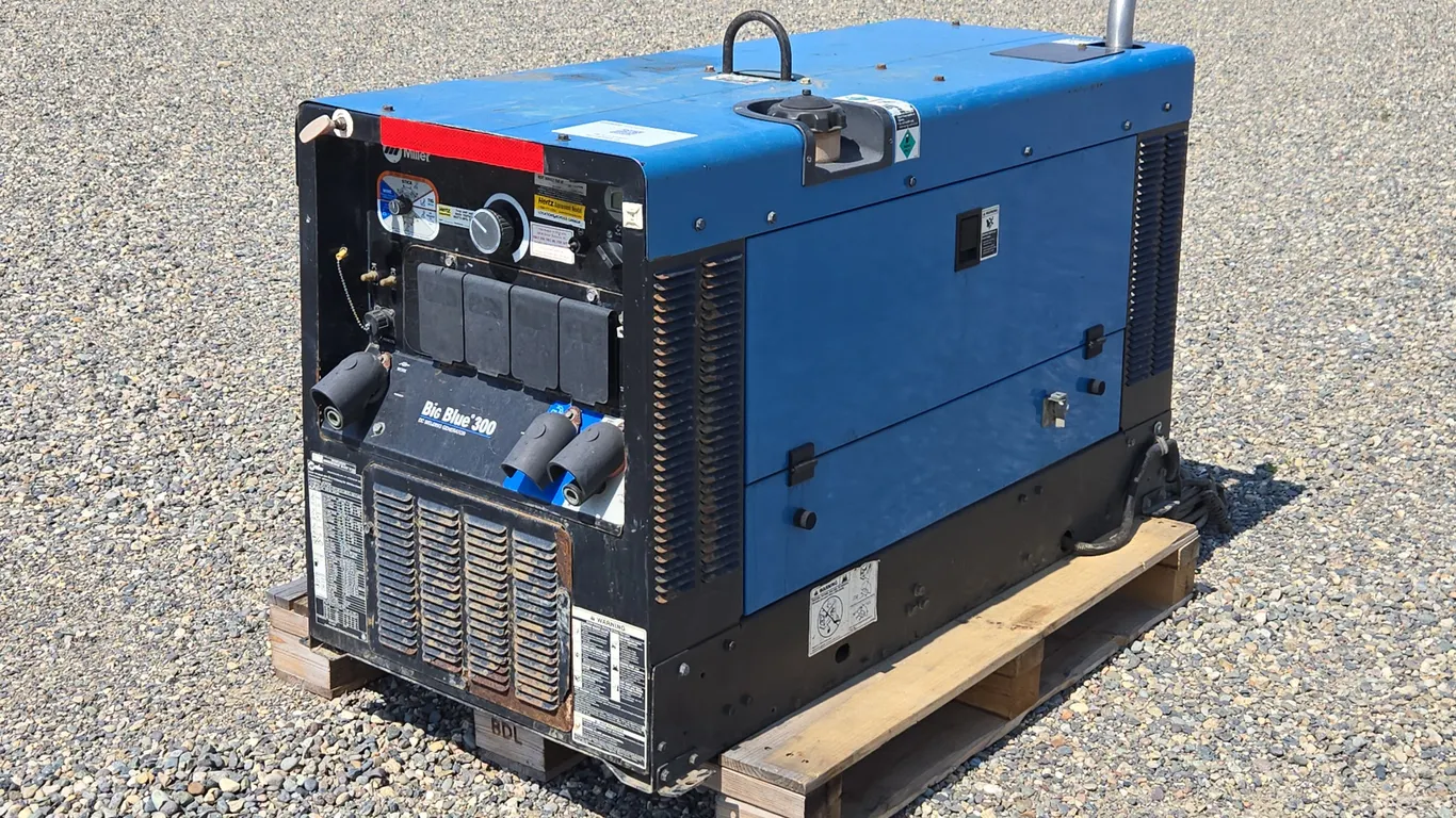 Miller Big Blue 300P Welder
