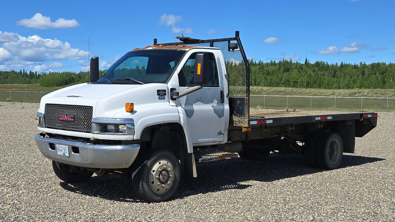2007 GMC TopKick C5500 S/A Deck Truck