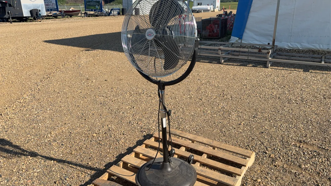 Canarm Adjustable Floor Fan