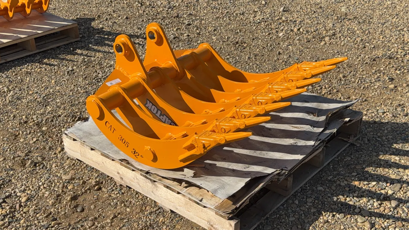 2026 Captok CAT305 Excavator Rake with Teeth