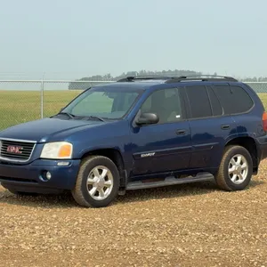 2002 GMC Envoy 4 Door Sports Utility Vehicle