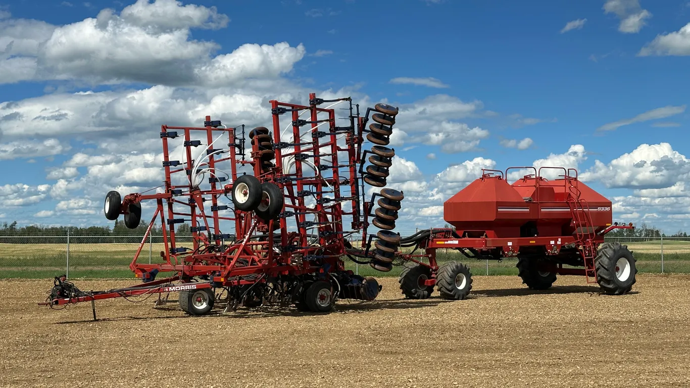 2005 Morris Maxim II 39 Ft. Air Drill
