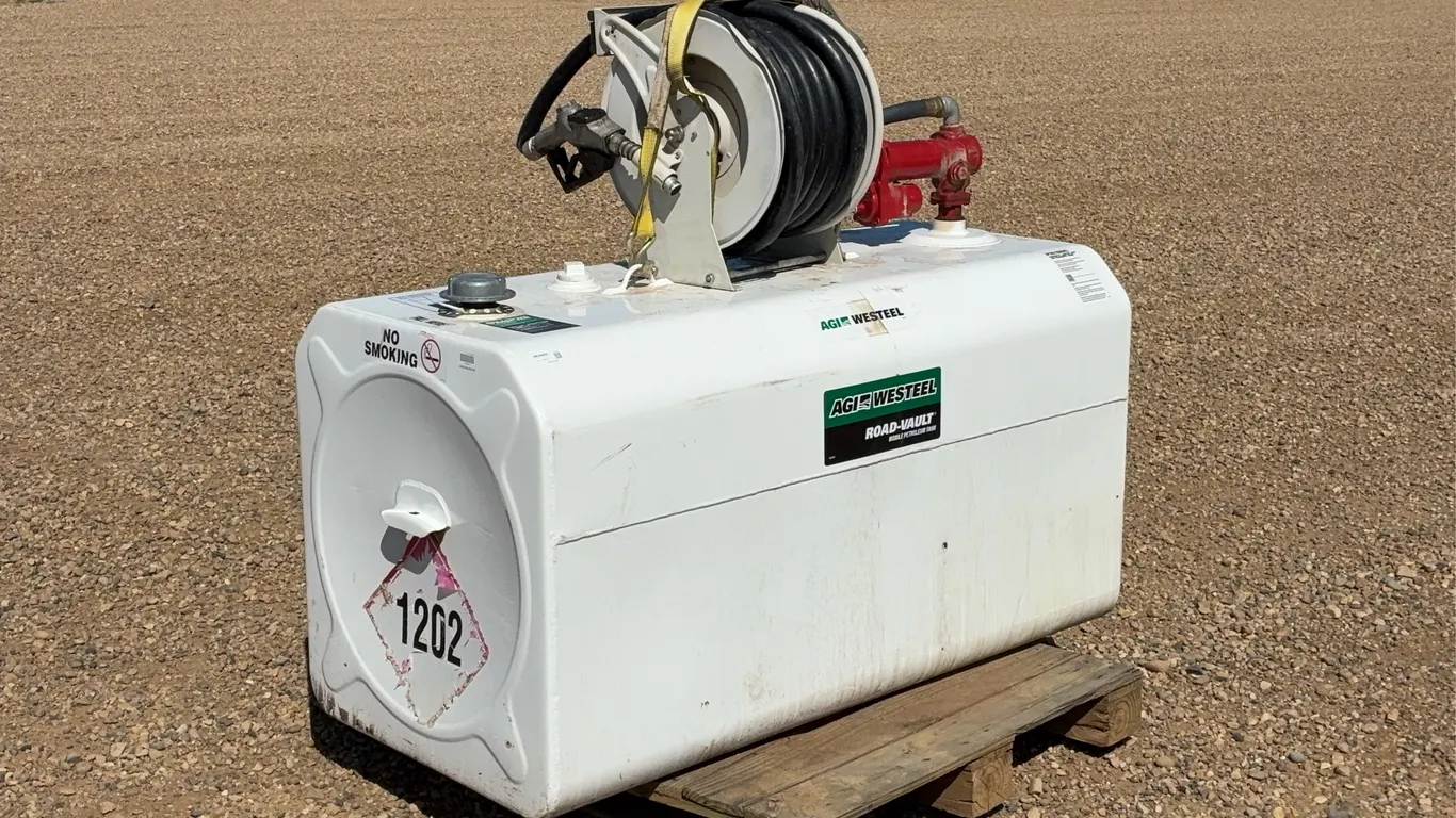 2023 Westeel 785L Tank W/ Pump