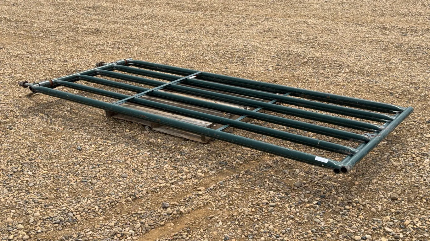 QTY of (2) 10 FT. Hi-Hog Panels