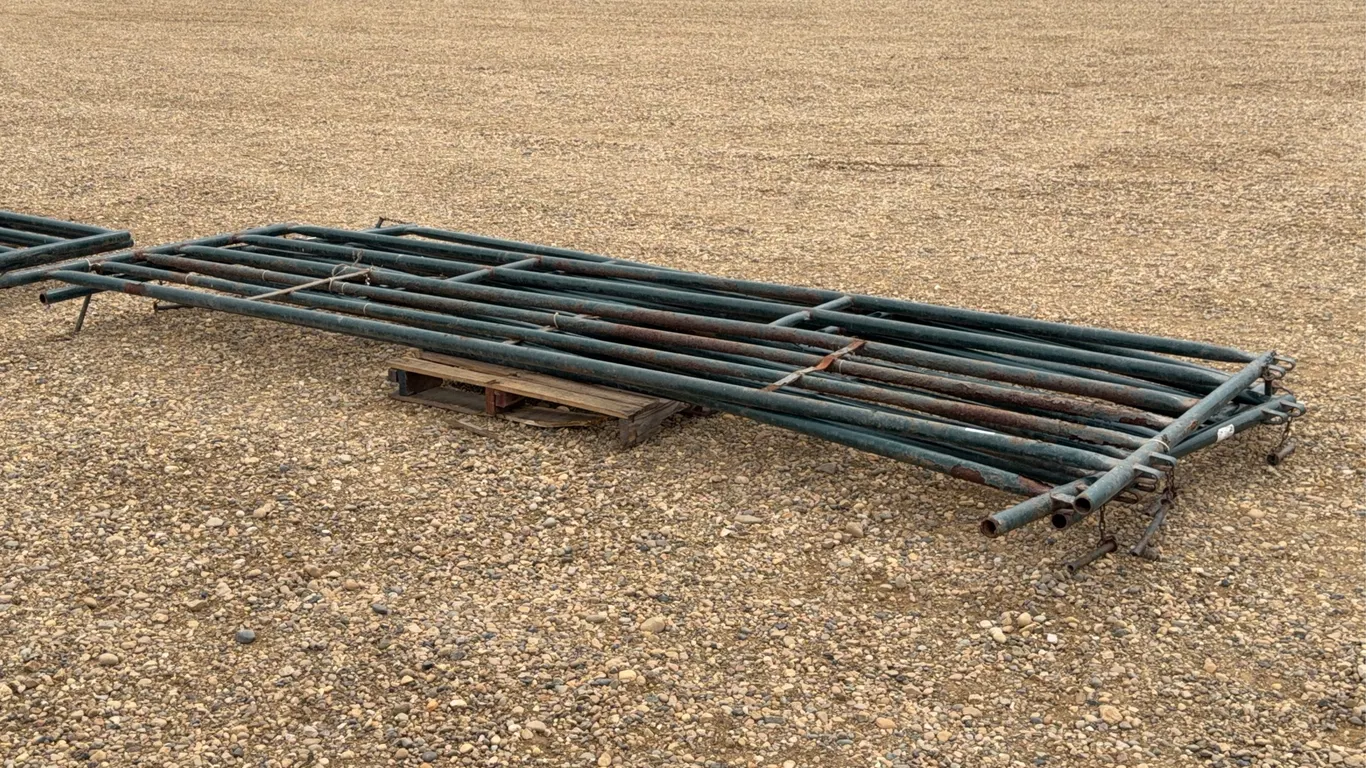 QTY of (3) 14 FT. Hi-Hog Panels