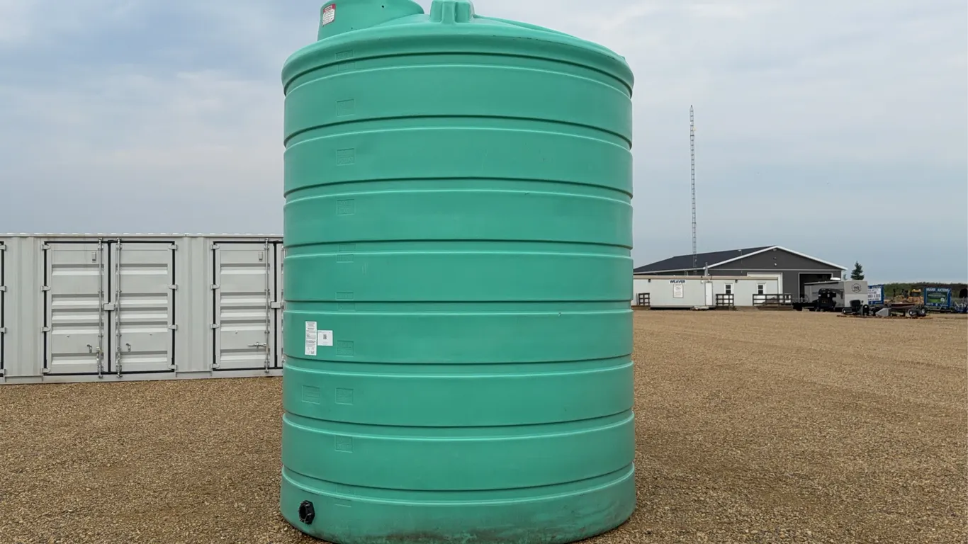 5000 Gal Green Poly Tank