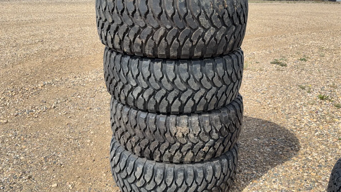 QTY of (4) Rolling Big Power 35/12.50R22LT