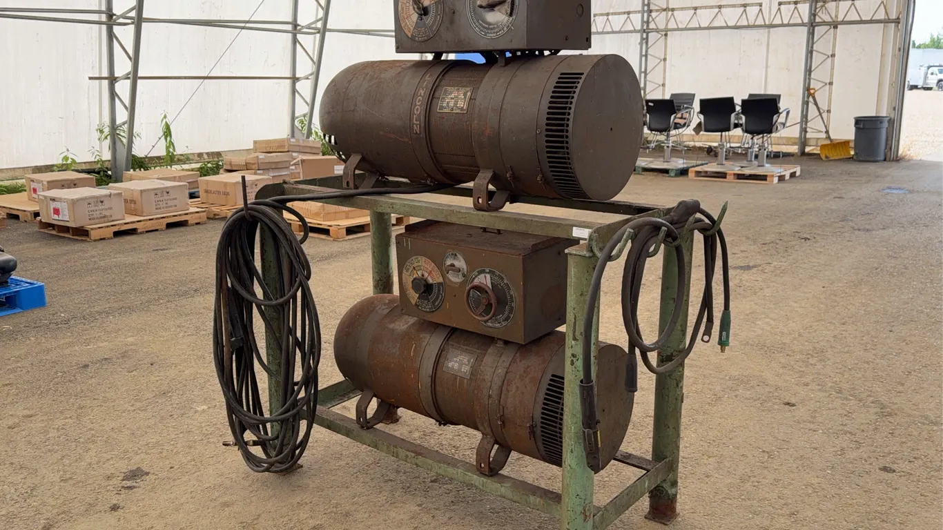 Lincoln Double Torpedo Welder 200 amp