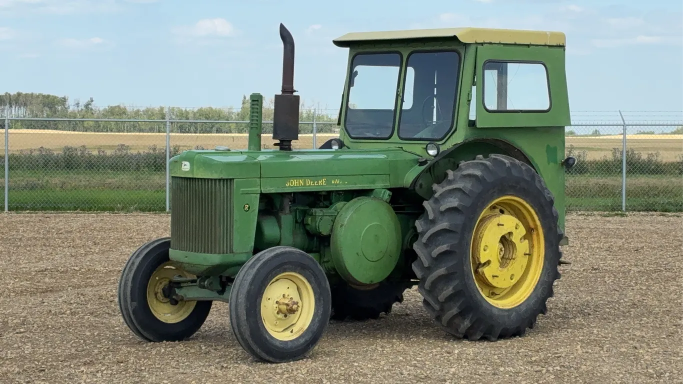 1953 John Deere R 2WD Tractor