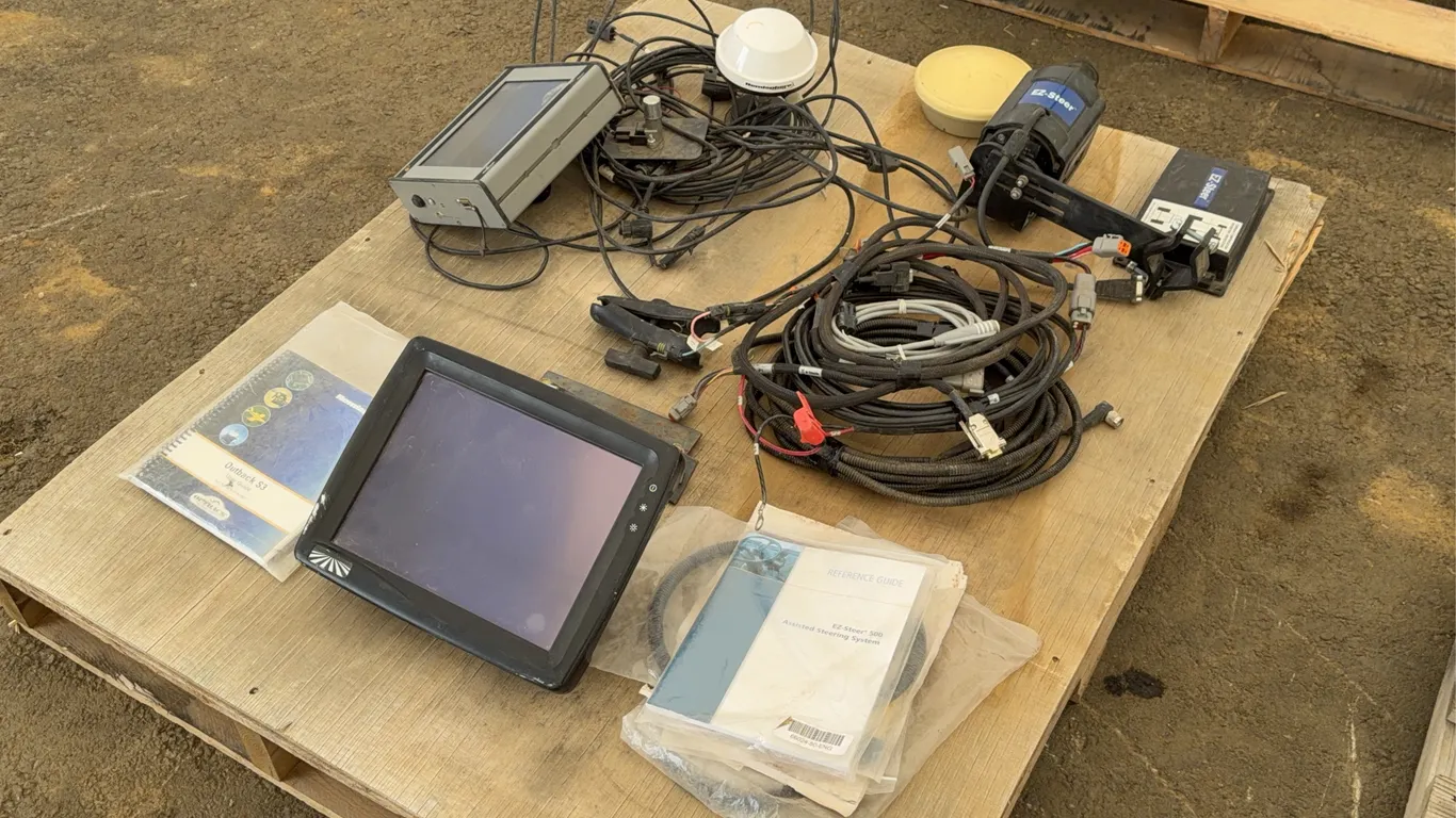 EZ-STEER 500 Assisted Steering System and Outback S3 Hemisphere GPS