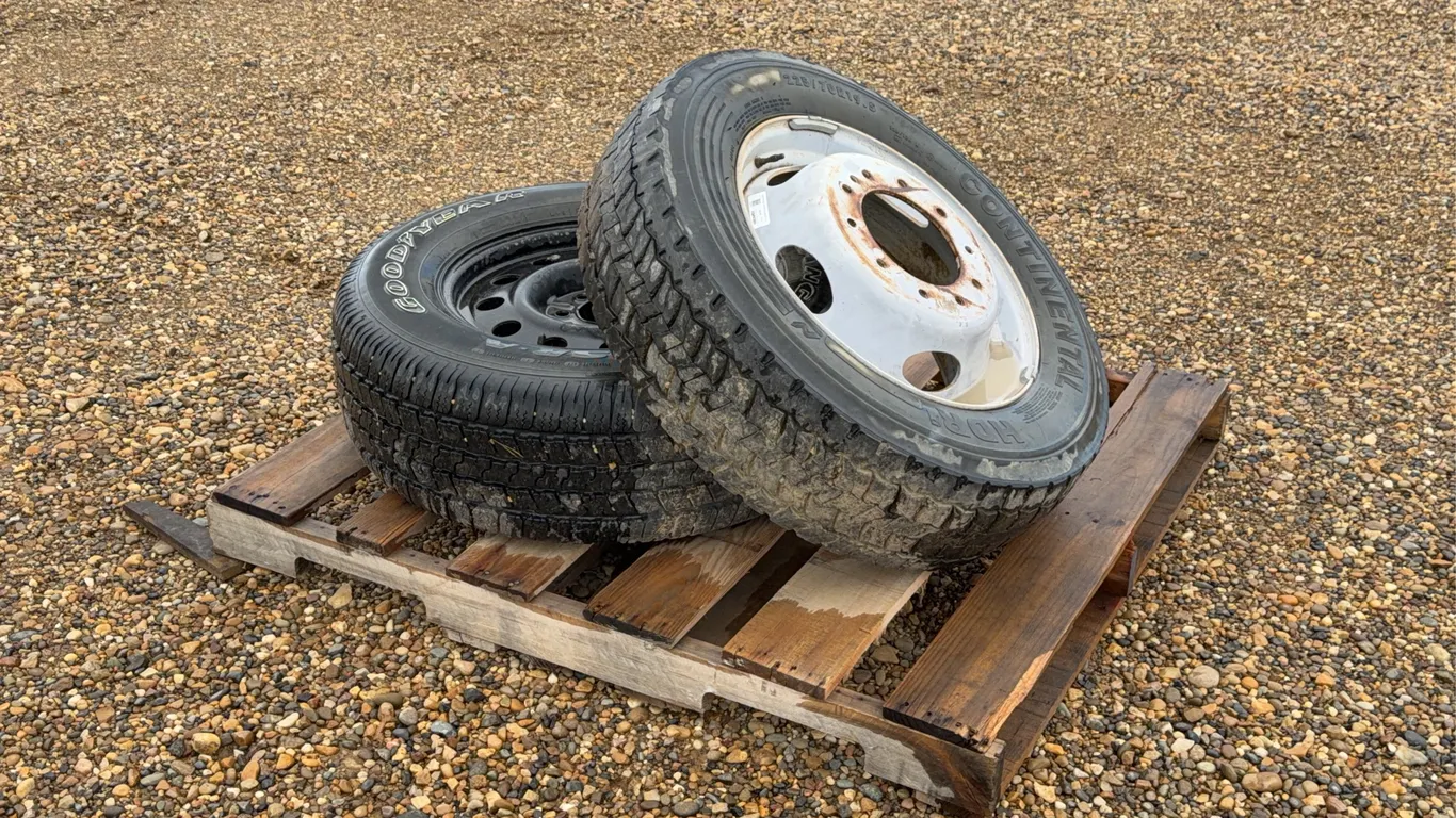 QTY (1) P275/65R18 Wrangler All Season AND QTY (1) 225-70R/19.5 CONTINENTAL ALL SEASON with rims