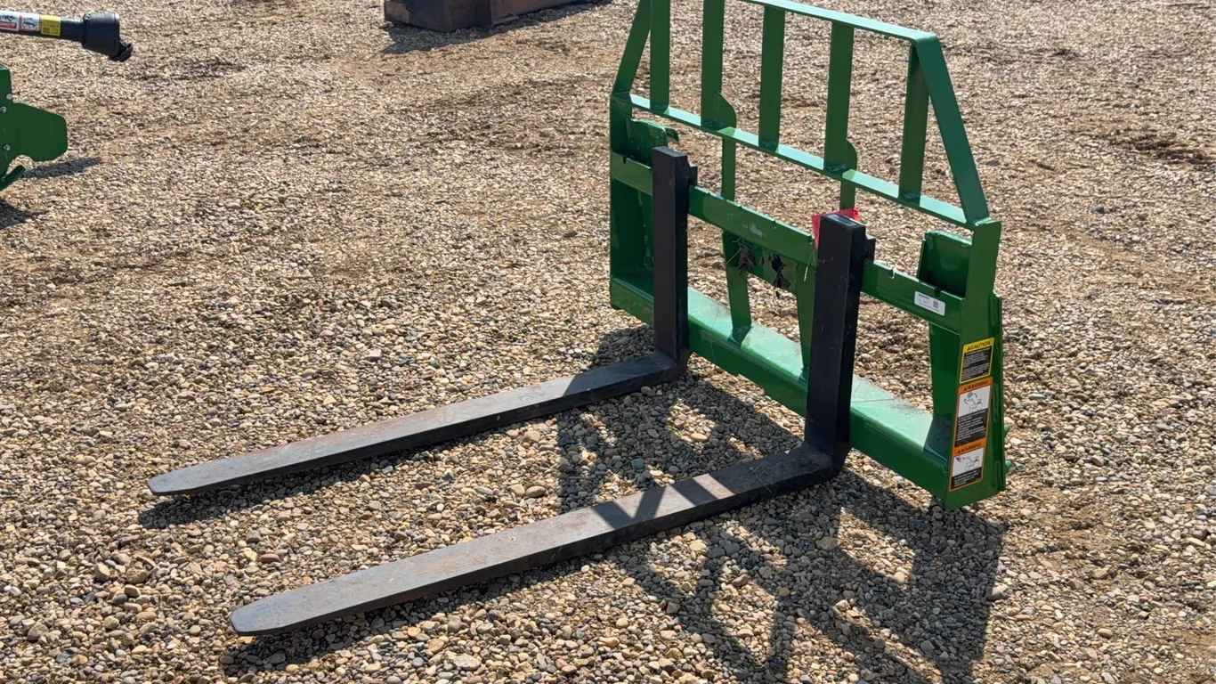 John Deere Pallet Forks Unused