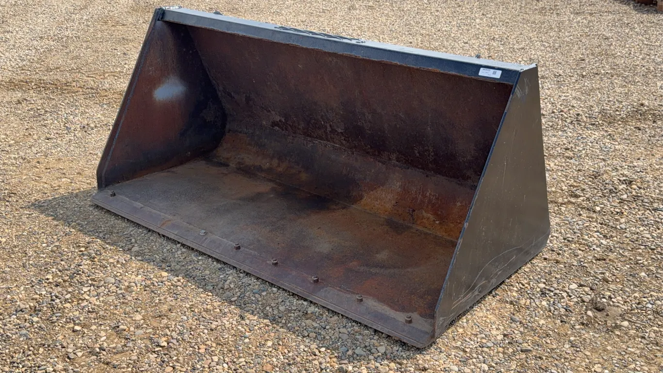 6 FT. Skidsteer Bucket
