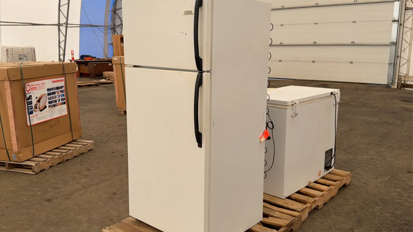 Westinghouse Refrigerator, 8 Cubic FT Kenmore Chest Freezer