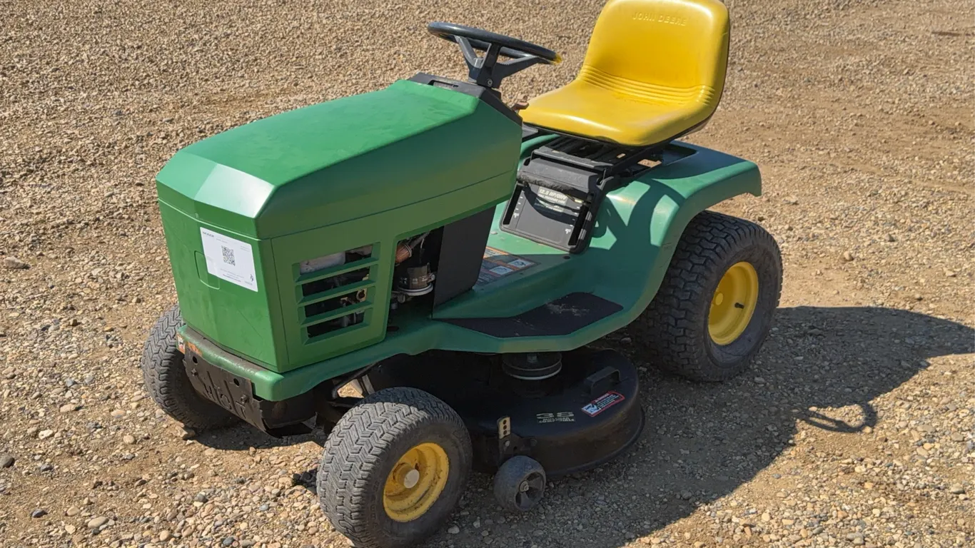 John Deere STX38 Riding Lawn Mower