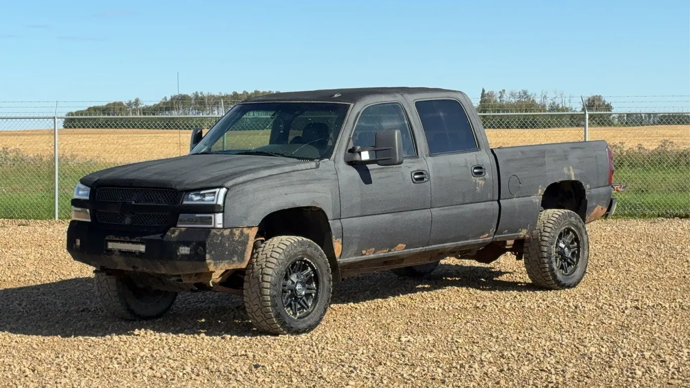 2003 Chevrolet Silverado 2500HD Crew Cab LT Pickup