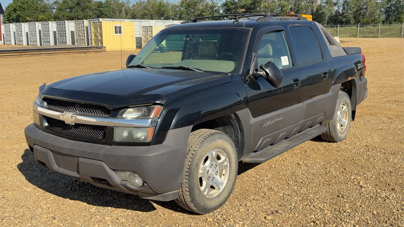 Non-Operable 2004 Chevrolet Avalanche LT Pickup