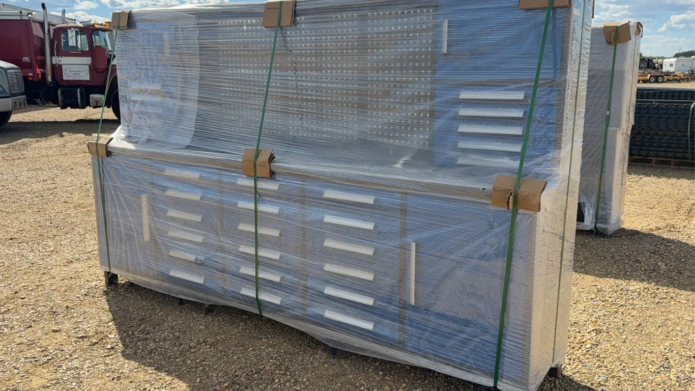 Unused Tall 10 FT. 18 Drawer Heavy Duty Tool Cabinet Unused