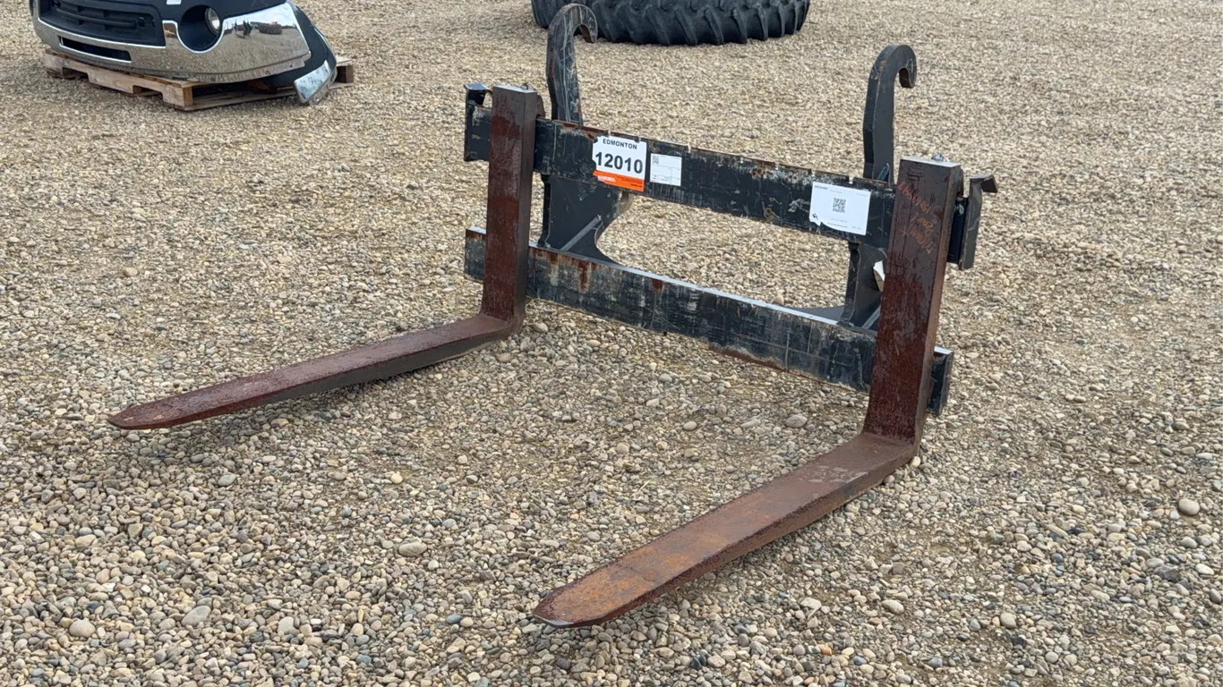 John Deere Pallet Fork