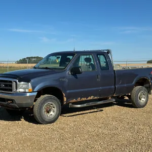 2004 Ford F-350 Super Duty SuperCab XLT Pickup