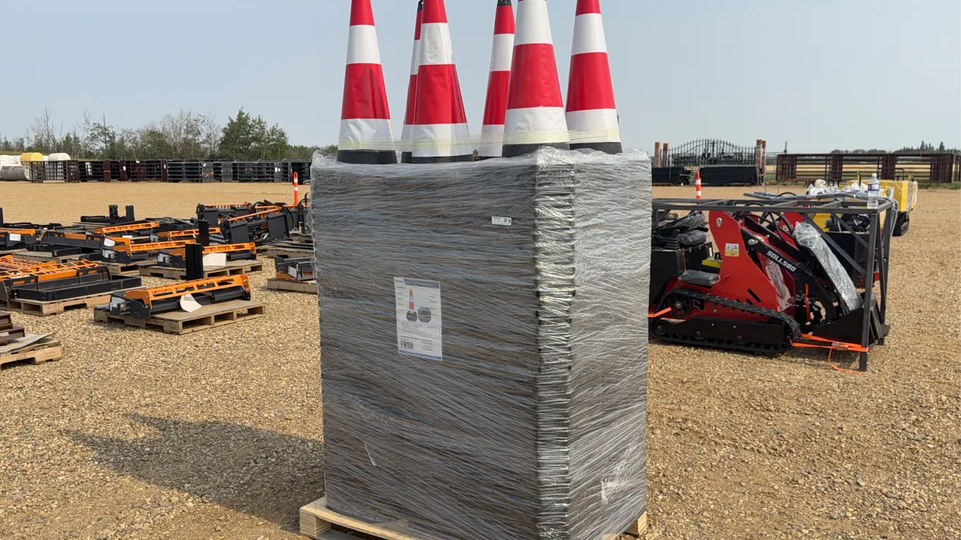 QTY (250) IRSTC Safety Traffic Cones
