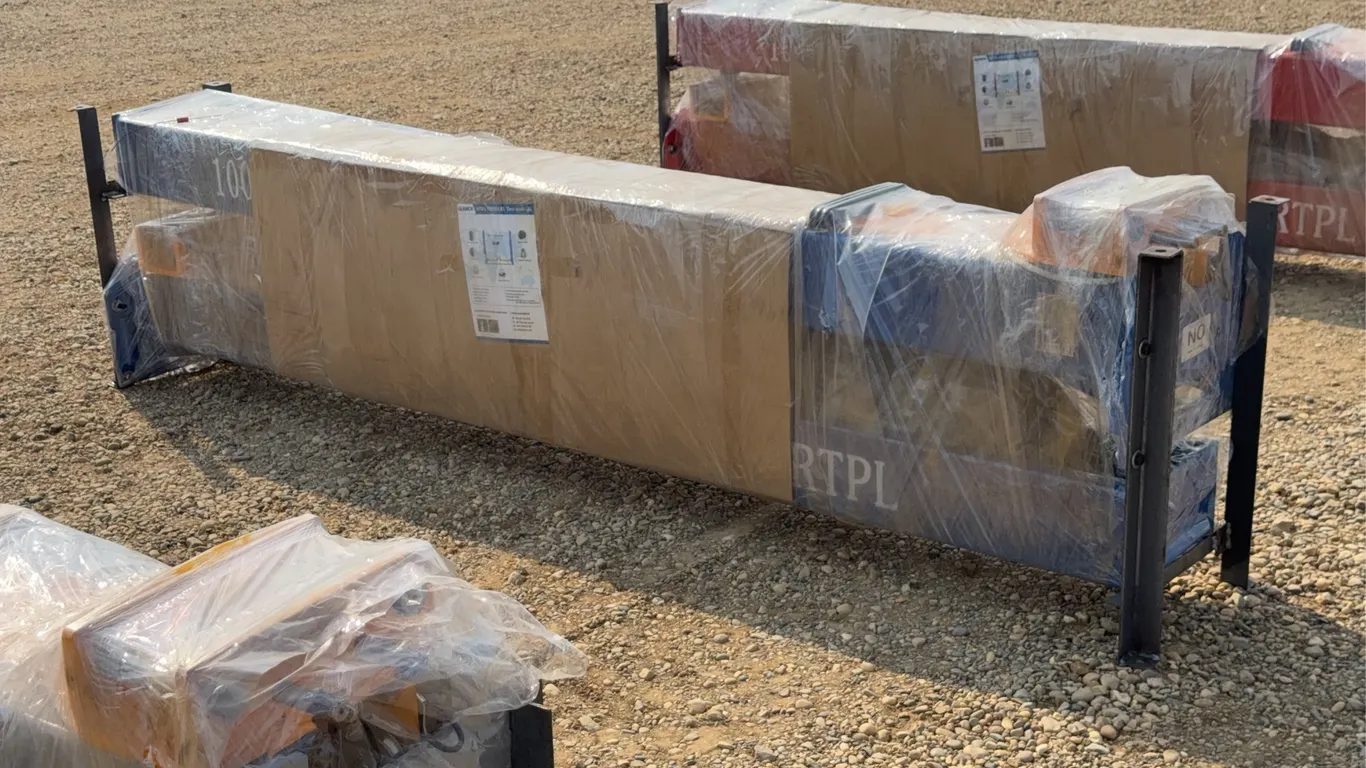 IRTPL 10,000LBS Two-post Lift Unused
