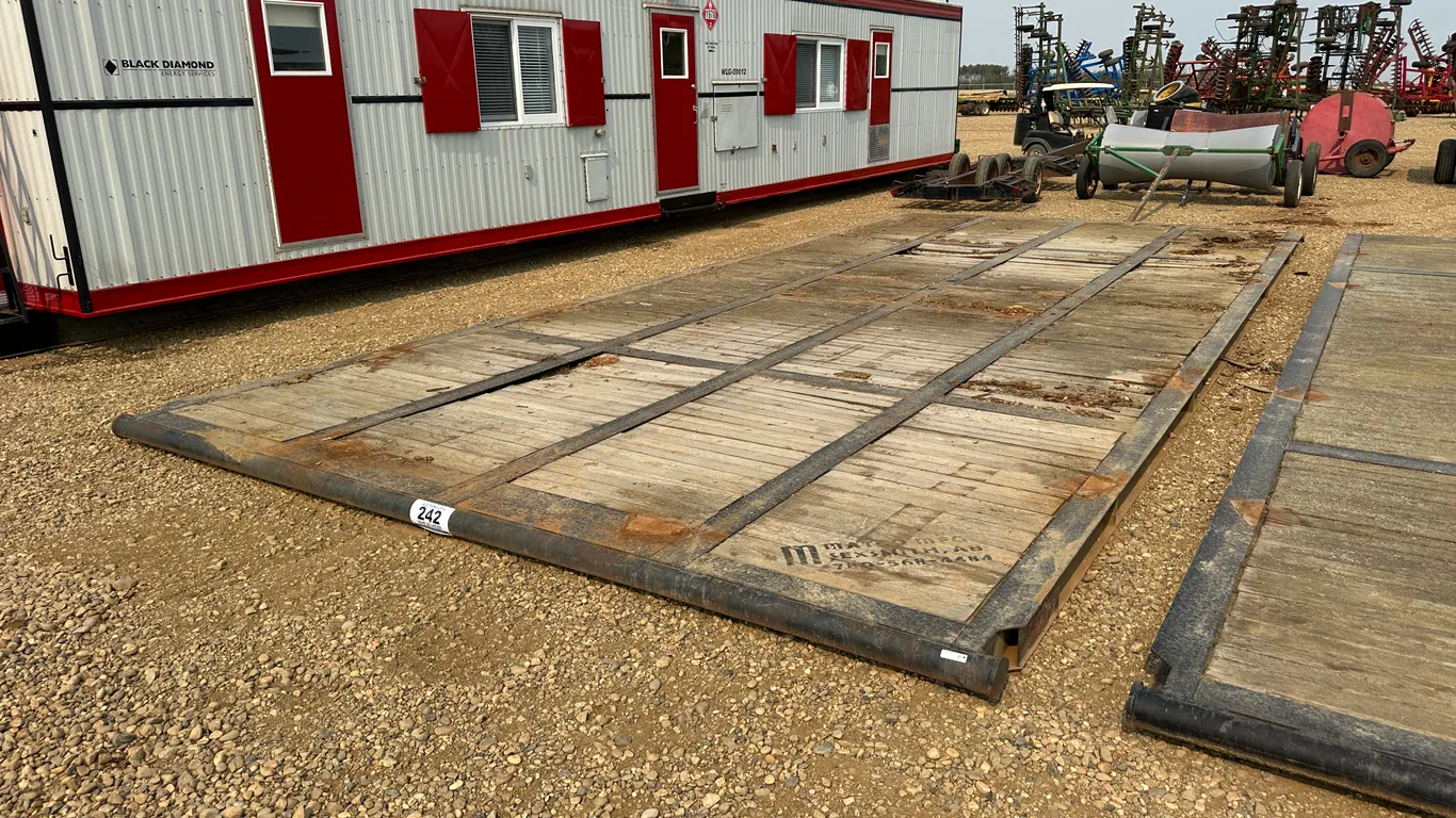 15.6 x 33 Ft. Rig Mat