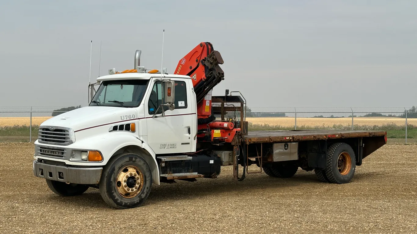 2002 Sterling M7500 Acterra S/A Palfinger PK14080 Picker Boom Truck