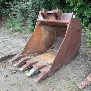 CF 54 in Digging Excavator Bucket