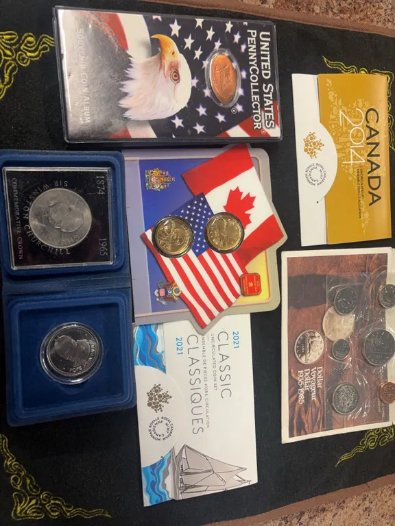 Coin Sets Canada US UK Churchill Crown