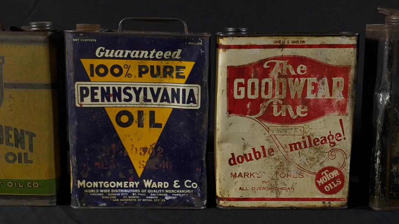 FOUR 1 GAL OIL CANS WHITE STAR- GOODWEAR- MONTGOMERY WARD- INDEPENDENT