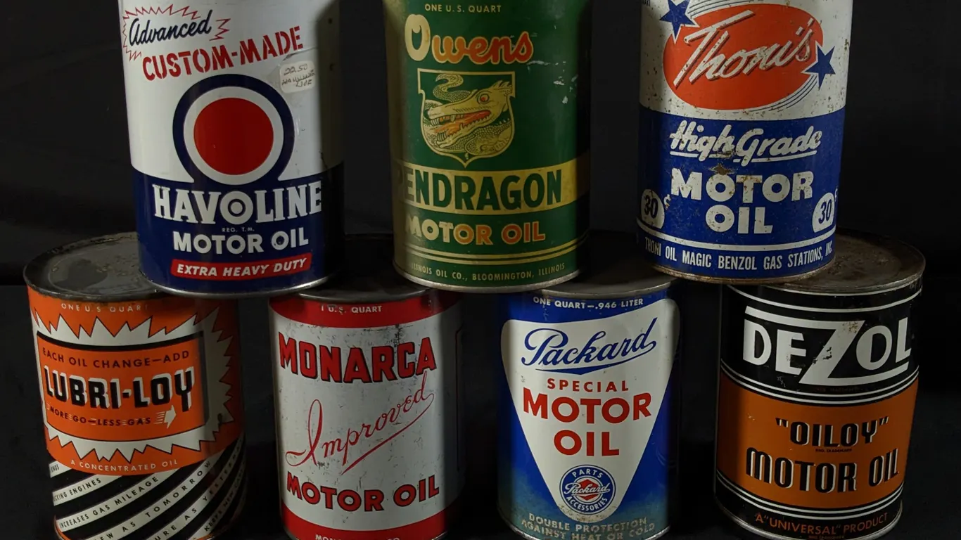 7 ASSORTED QUART OIL CANS OWENS PENDRAGON PACKARD THONI'S MONARCA LUBRI-LOY HAVOLINE