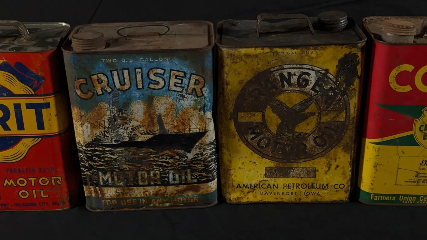 4 ASSORTED 2 GAL OIL CANSCO-OP CRUISER MERIT RANGER