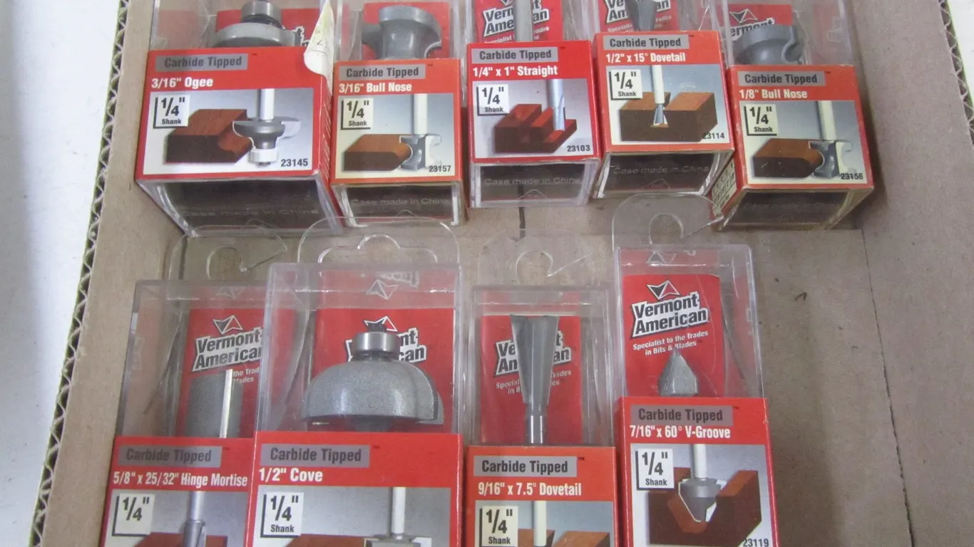 (9) Vermont American Carbide Tip Router Bits