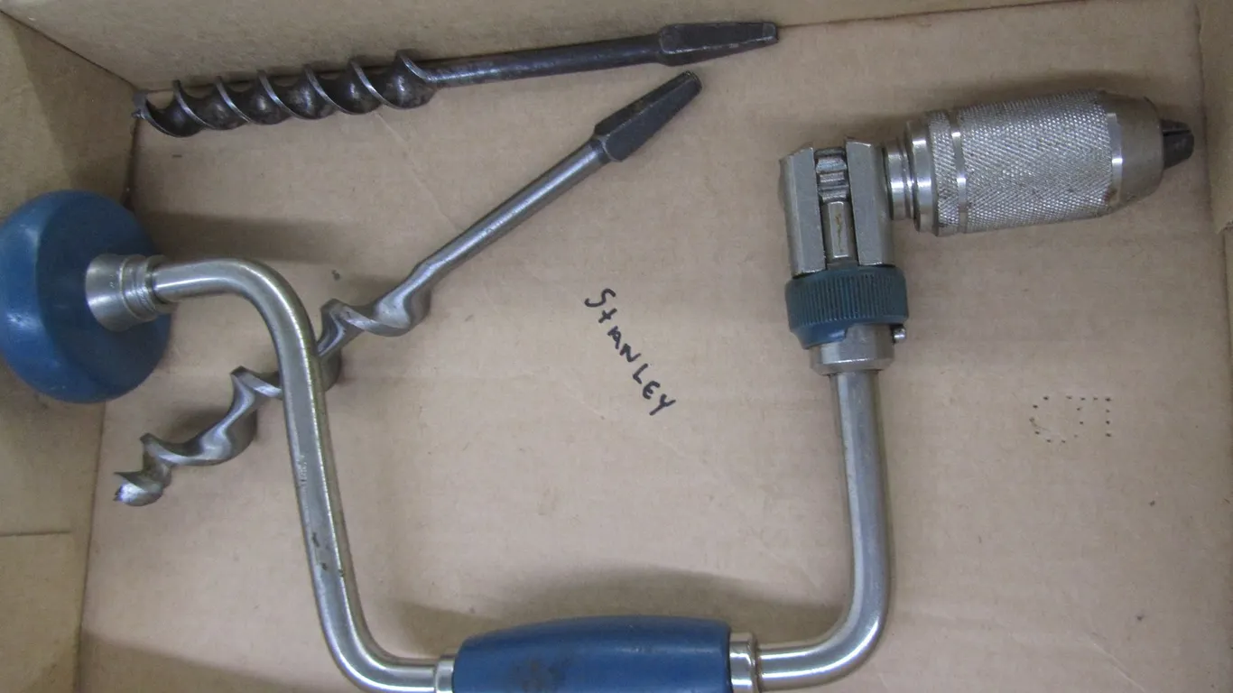 Stanley Hand Drill w/(2) Drill Bits