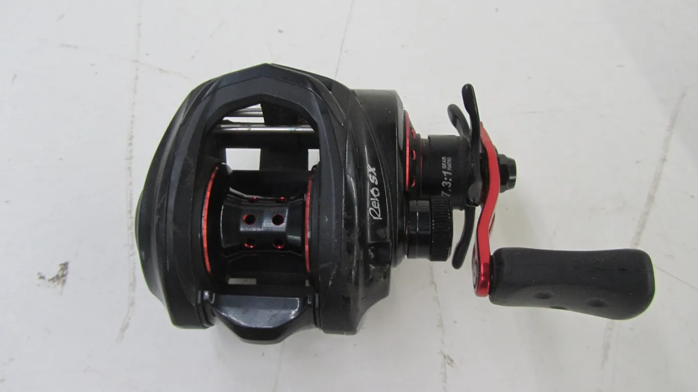 Abu Garcia Revo SX Bait Caster