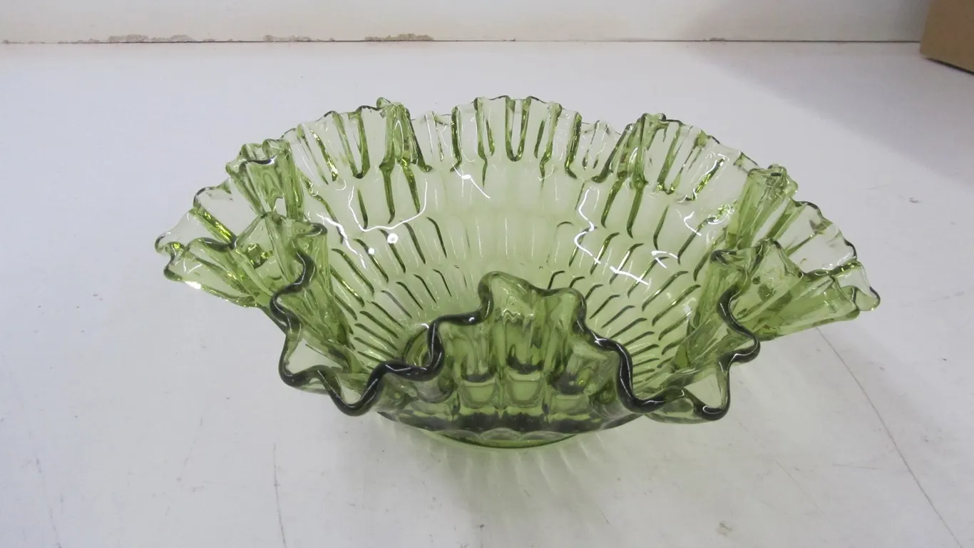 Ruffled Rim Green Glass Serving Bowl